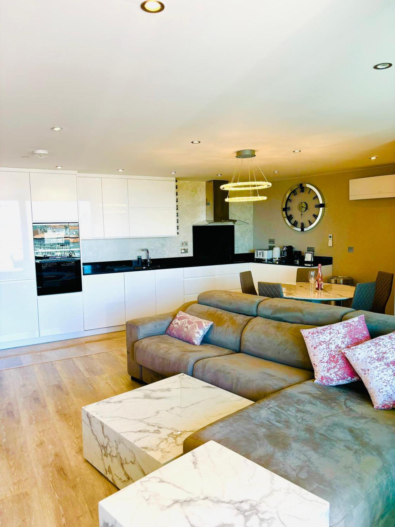 Ocean Village High Floor Luxury Modern Apartment Gibraltar Exterior foto